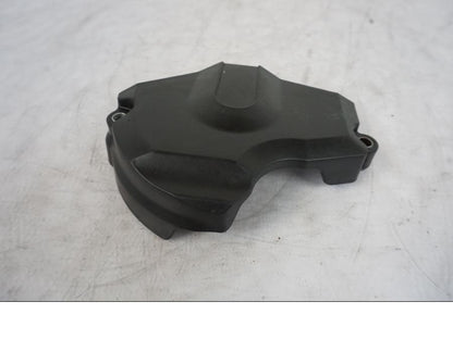 Framsidan på Kedjeskydd från en KTM 1290 Super Duke R -2021 motorcykel.