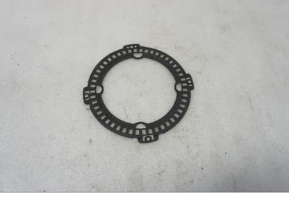 Baksidan på ABS krans från en Ducati Monster 796 -2013 motorcykel.