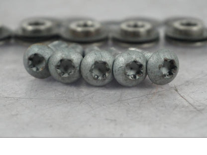 Vänster sida på Bromsskiva från en BMW R 1200 R -2007 motorcykel.