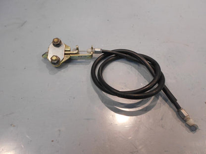 Baksidan på Sadellåsmekanism från en Yamaha TRX 850 -1996 motorcykel.