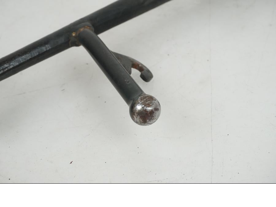 Baksidan på Sidostöd från en Yamaha XJ 900 S -1997 motorcykel.