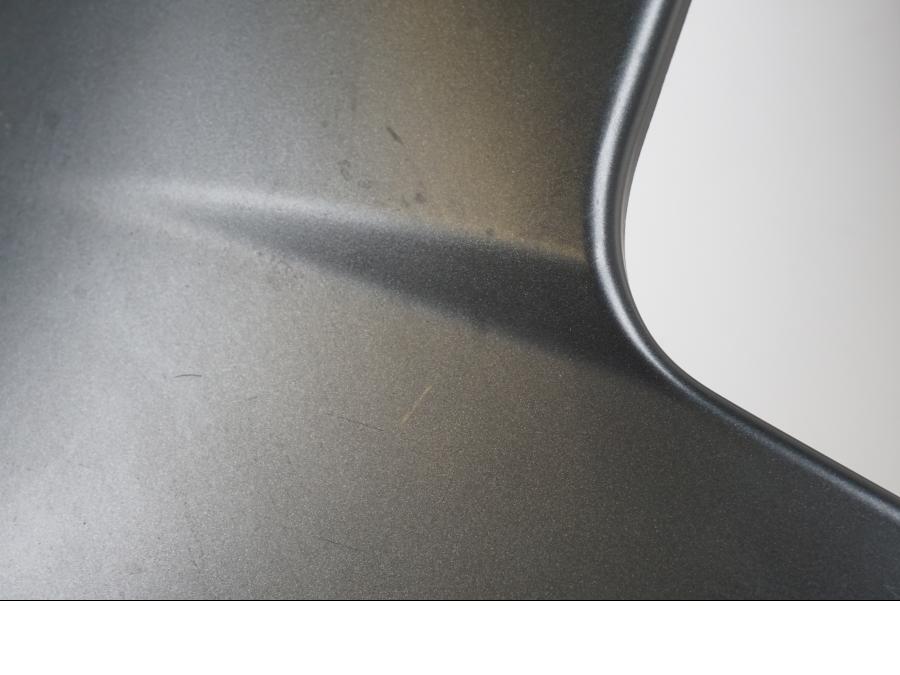 Snett uppifrån på Sidkåpa från en Suzuki GSX-R 1000 -2007 motorcykel.