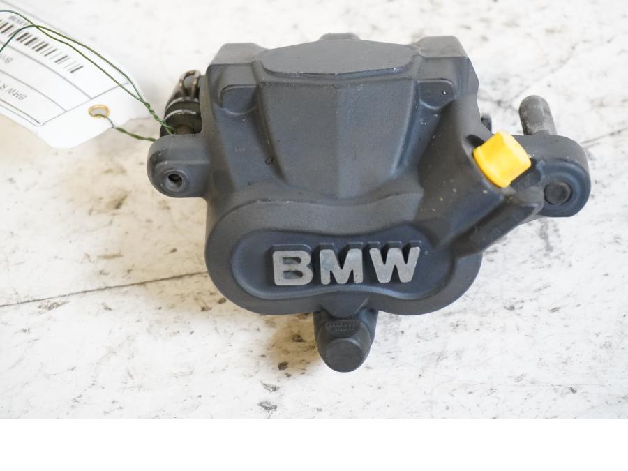 Framsidan på Bromsok från en BMW R 1200 GS -2004 motorcykel.