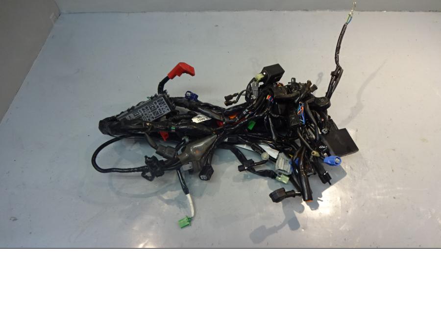 Baksidan på Kabelstam från en Honda NC 750 S -2017 motorcykel.