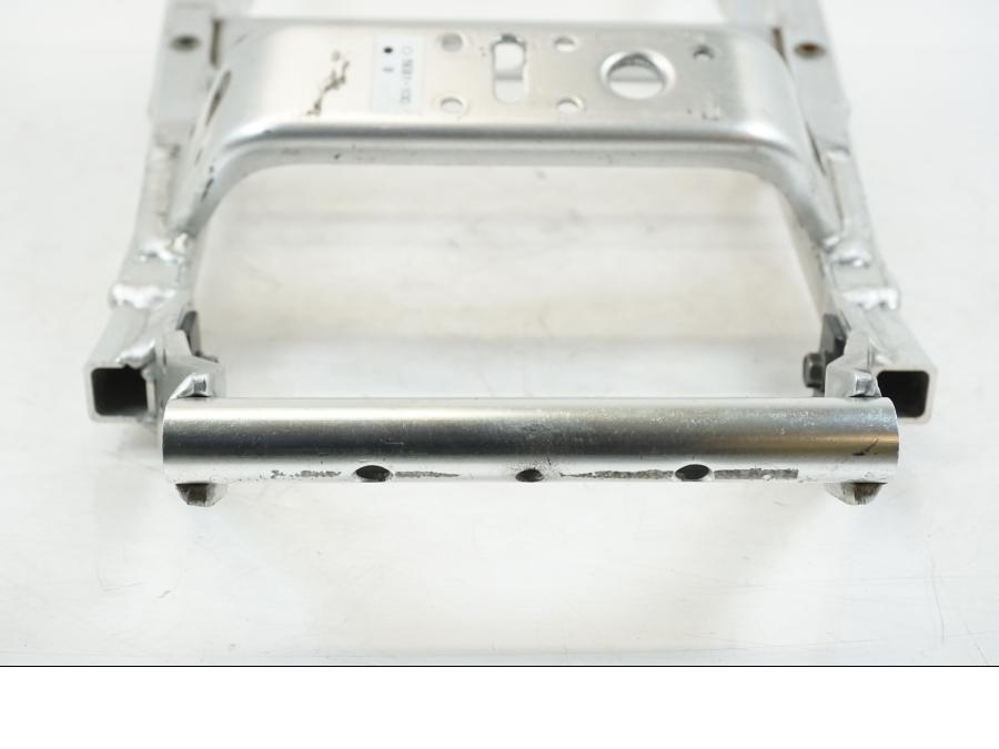 Extrabild1 på Bakram från en Yamaha YZF R6 -1999 motorcykel.