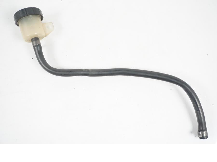 Framsidan på Bromsvätskebehållare från en BMW F 650 CS -2002 motorcykel.