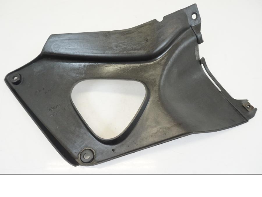 Vänster sida på Sidopanel från en Honda XL 1000 V -1999 motorcykel.