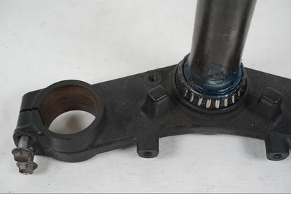 Baksidan på Gaffelkrona från en Kawasaki Z 750 -2006 motorcykel.