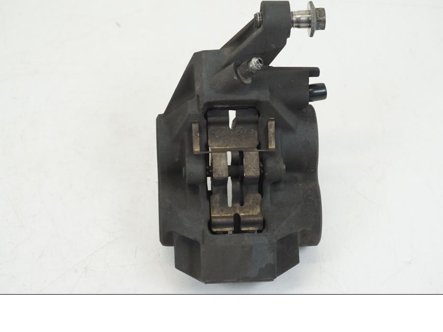 Höger sida på Bromsok från en Yamaha XSR 700 -2016 motorcykel.