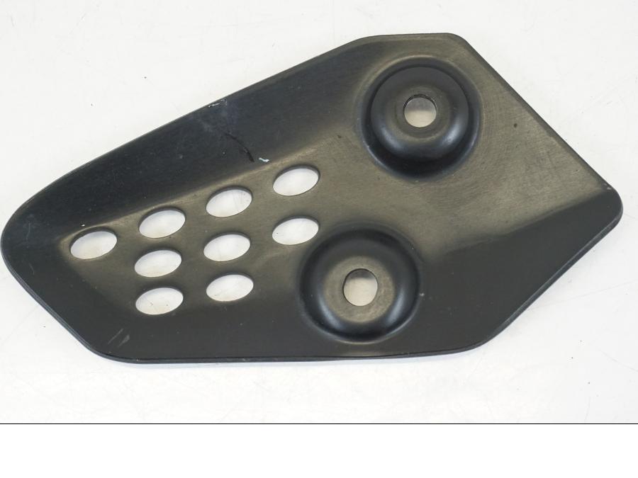 Höger sida på Fotpinnehälskydd från en Yamaha XSR 700 -2016 motorcykel.