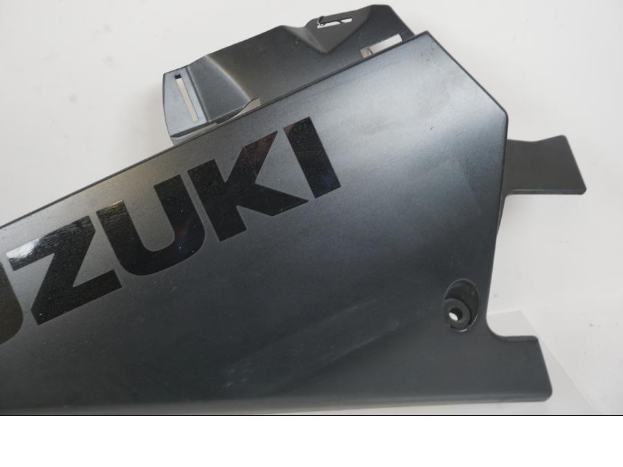 Vänster sida på Magkåpa från en Suzuki GSX-R 1000 -2007 motorcykel.