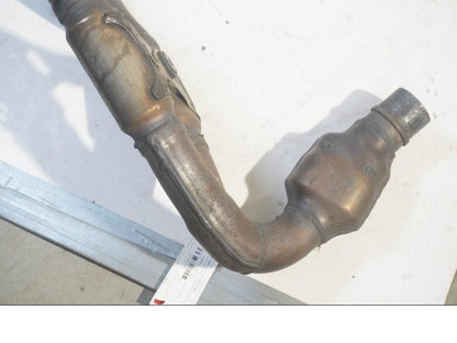 Höger sida på Grenrör från en Honda CBR 1000 RR -2004 motorcykel.