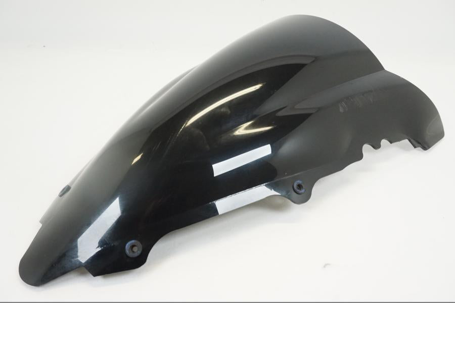 Framsidan på Vindruta från en Yamaha YZF R6 -2006 motorcykel.