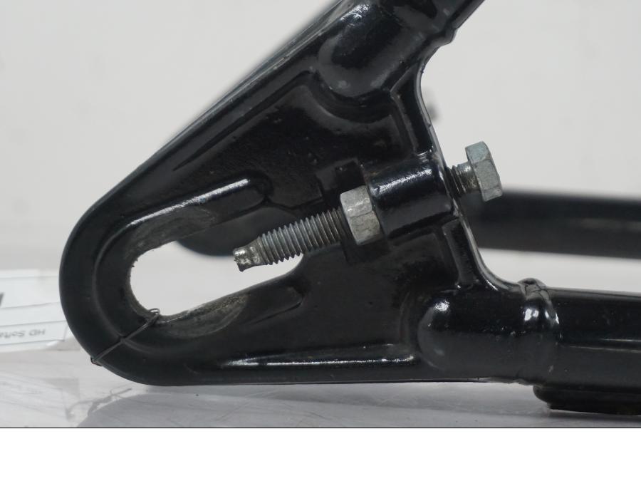 Extrabild3 på Sving från en H-D Softail Standard FXST -2001 motorcykel.