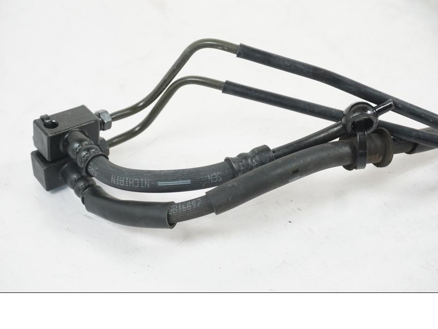 Extrabild1 på Bromsledning från en Yamaha MT-07 -2019 motorcykel.