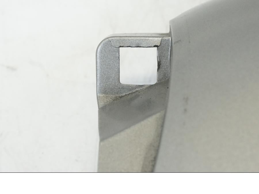 Vänster sida på Styrkåpa från en BMW K 1200 LT -2004 motorcykel.