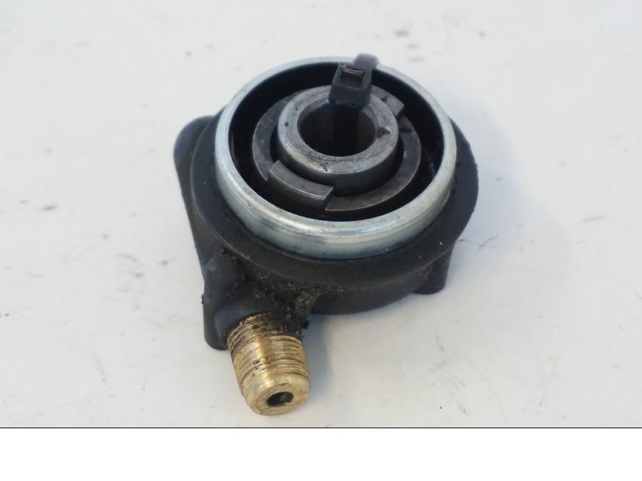 Vänster sida på Hastighetsdrivning från en Kymco Agility 125 -2019 scooter.