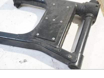 Baksidan på Sving från en Triumph Rocket III -2011 motorcykel.