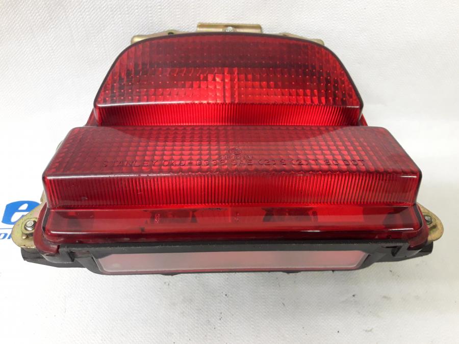 Framsidan på Baklampa från en Honda CBR 900 RR -1997 motorcykel.