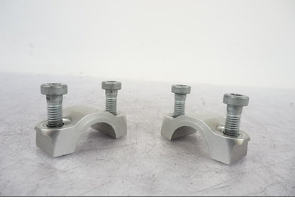 Snett uppifrån på Styrfäste från en KTM 990 Super Duke -2006 motorcykel.