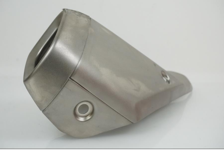 Snett uppifrån på Ljuddämpardekor från en Honda CB 650 R -2021 motorcykel.