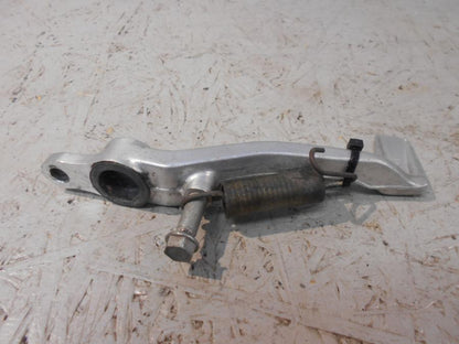 Baksidan på Bromspedal från en Kawasaki ZX-9R -2002 motorcykel.