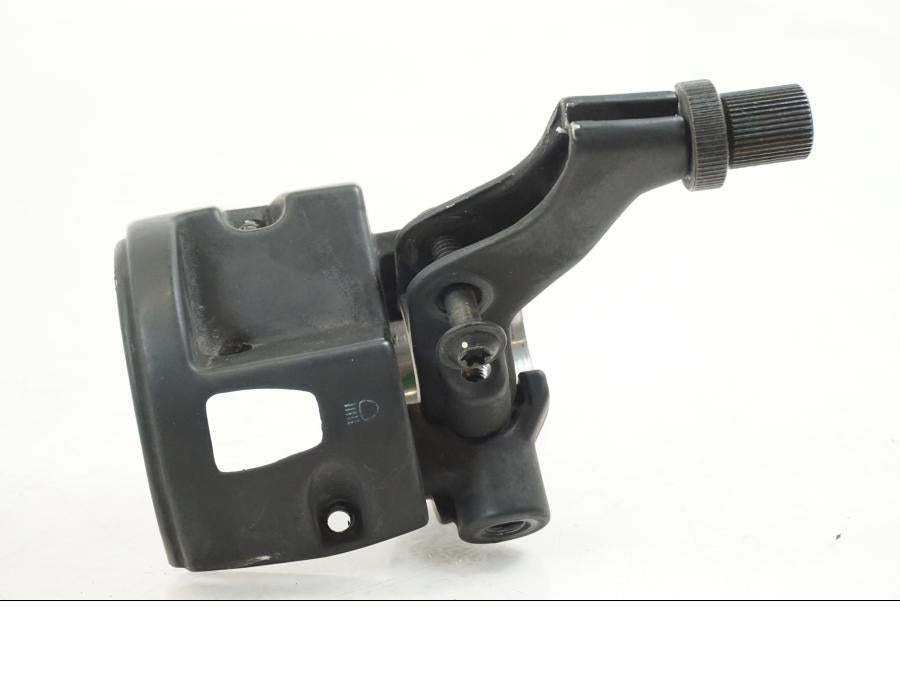 Framsidan på Kopplingsklo från en BMW F 650 CS -2003 motorcykel.