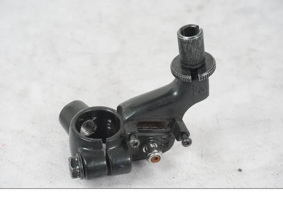 Framsidan på Kopplingsklo från en KTM 390 Duke -2018 motorcykel.