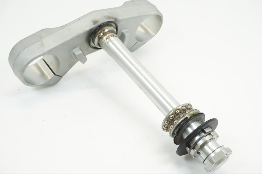 Framsidan på Gaffelkrona från en Triumph Tiger 1200 -2018 motorcykel.