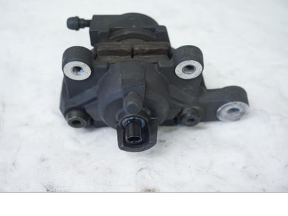 Baksidan på Bromsok från en Suzuki GSX-R 750 -2001 motorcykel.