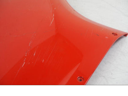 Vänster sida på Sidkåpa från en Ducati 899 Panigale -2014 motorcykel.