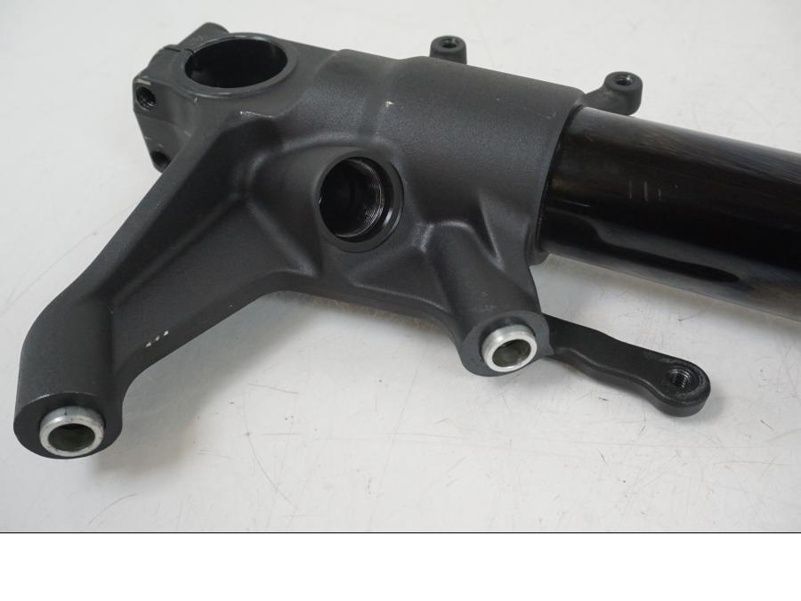 Extrabild2 på Gaffelben från en Suzuki GSX-R 1000 -2007 motorcykel.