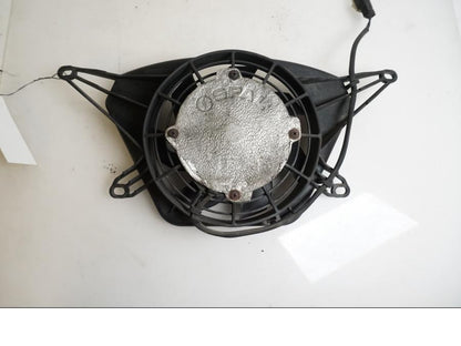 Framsidan på Vattenkylfläkt från en BMW K 1200 S -2007 motorcykel.