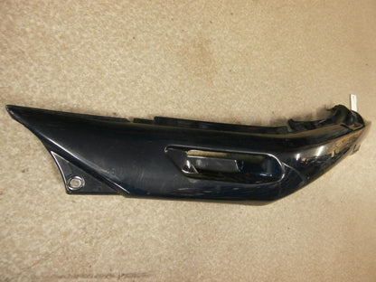 Höger sida på Bakvinge från en Yamaha XJ 900 S -1998 motorcykel.