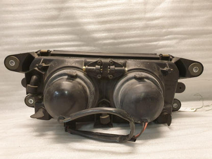 Snett uppifrån på Strålkastare från en Kawasaki ZX-9R -1994 motorcykel.