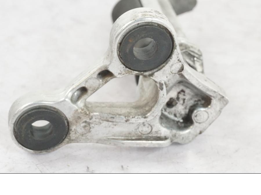 Höger sida på Fotpinne från en Honda CBR 1000 F -1989 motorcykel.