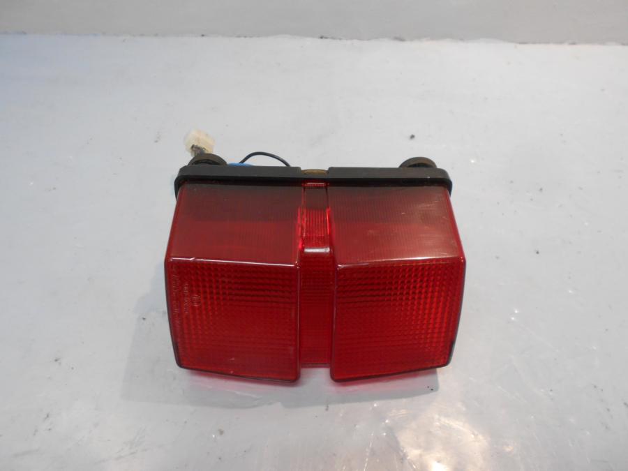 Framsidan på Baklampa från en Yamaha XTZ 750 -1994 motorcykel.