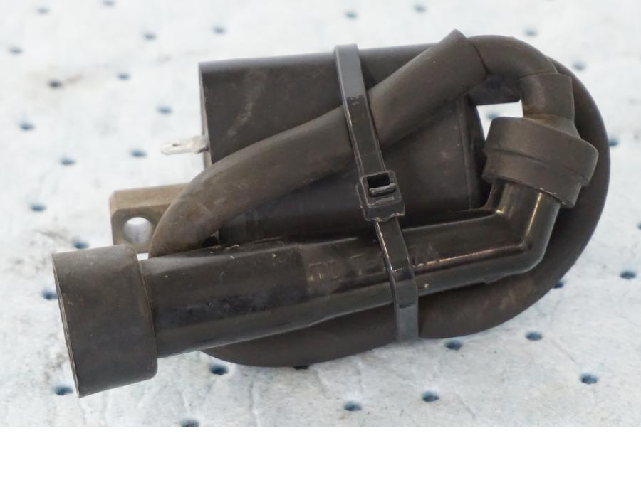Höger sida på Tändspole från en Yamaha XV 535 -1995 motorcykel.