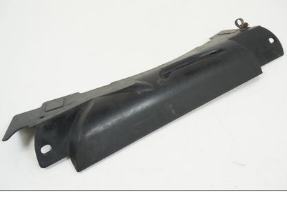 Framsidan på Vattenkylkåpa från en Suzuki GSX-R 750 -2001 motorcykel.