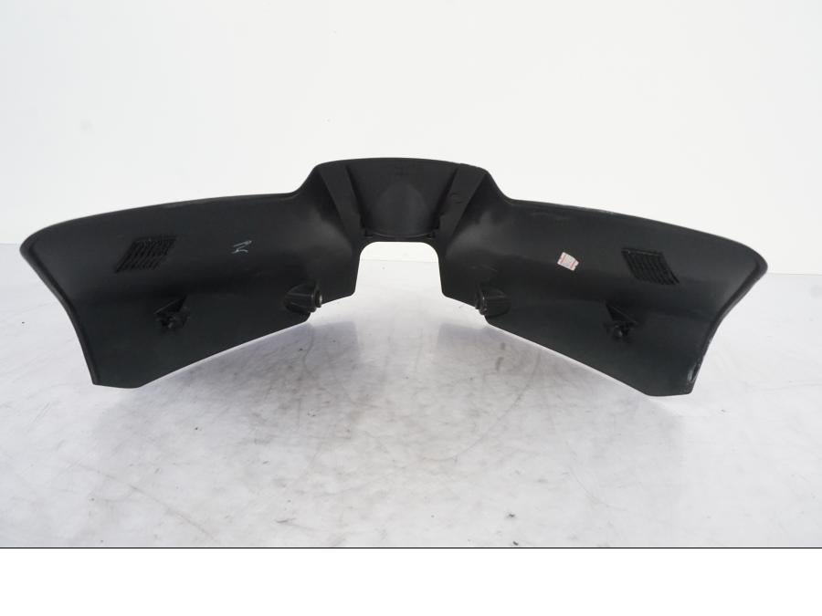 Vänster sida på Bensintankskåpa från en Kawasaki ER-6N -2012 motorcykel.