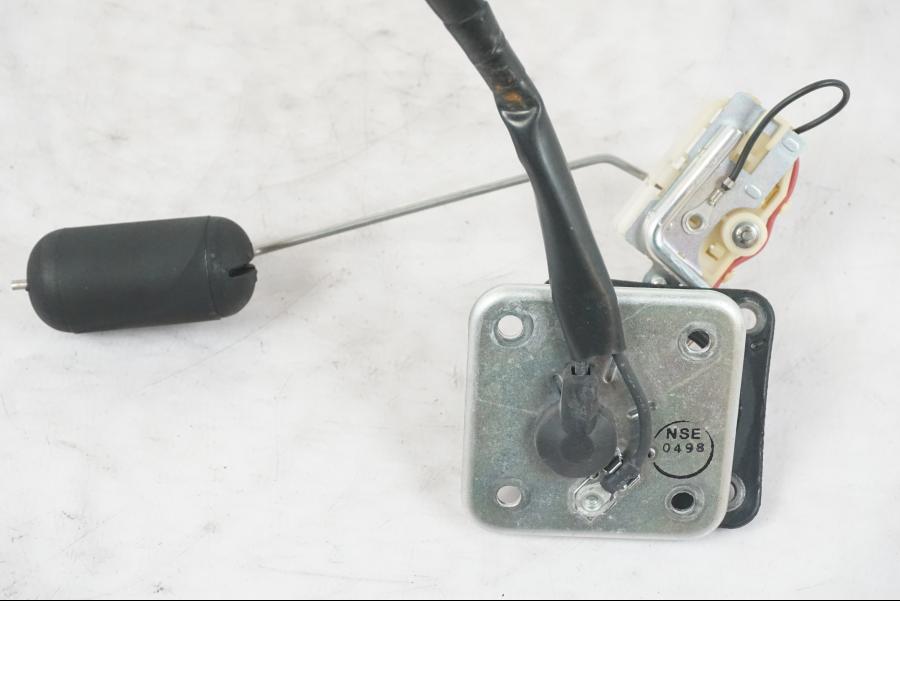 Snett uppifrån på Bensintankgivare från en Kawasaki ZZ-R 1400 -2009 motorcykel.