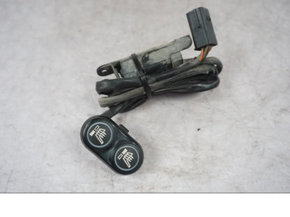 Framsidan på Styrelreglage från en Triumph Tiger Explorer -2016 motorcykel.