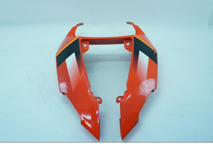 Framsidan på Bakvinge från en Aprilia RSV 1000 -2004 motorcykel.