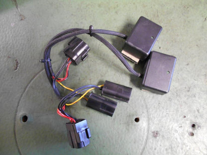 Framsidan på Styrdon från en Ducati Monster 696 -2008 motorcykel.