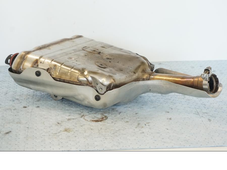 Extrabild1 på Ljuddämpare från en Suzuki GSX 1300 BK -2008 motorcykel.