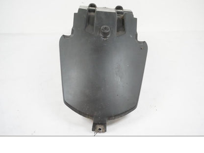 Baksidan på Bakskärm från en BMW F 650 CS -2002 motorcykel.