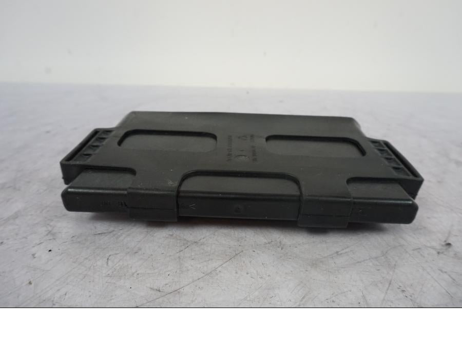 Snett uppifrån på CDI / ECU från en KTM 1290 Super Duke R -2023 motorcykel.