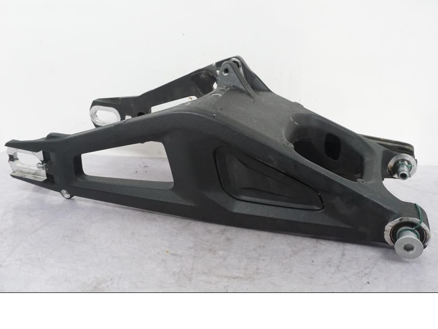 Extrabild2 på Sving från en Ducati Multistrada V4 -2024 motorcykel.