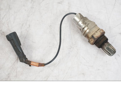 Framsidan på Lambdasond från en Buell 1125 R -2008 motorcykel.