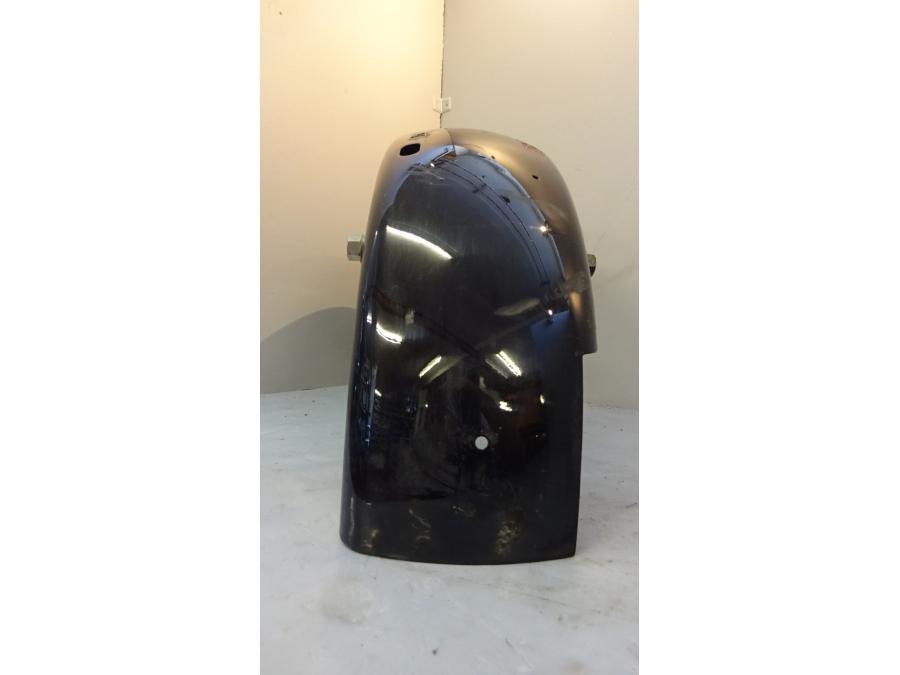 Vänster sida på Bakskärm från en H-D Touring Road King Custom FLHRSI -2004 motorcykel.